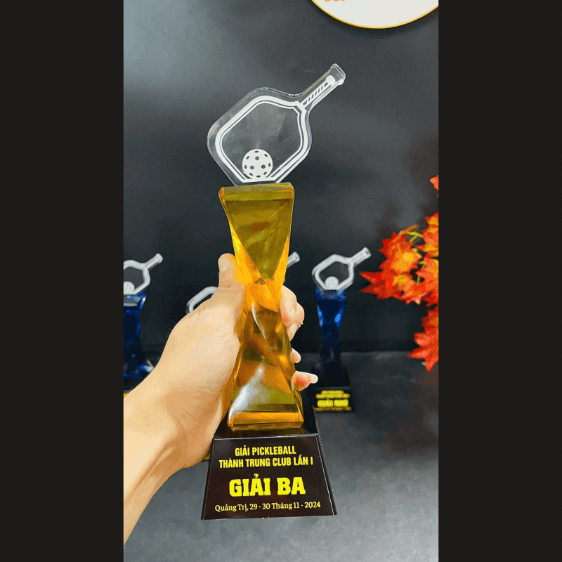 Cúp pickleball giá rẻ